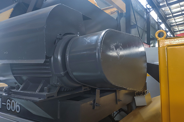 強(qiáng)制式攪拌拖泵 強(qiáng)制式攪拌拖泵