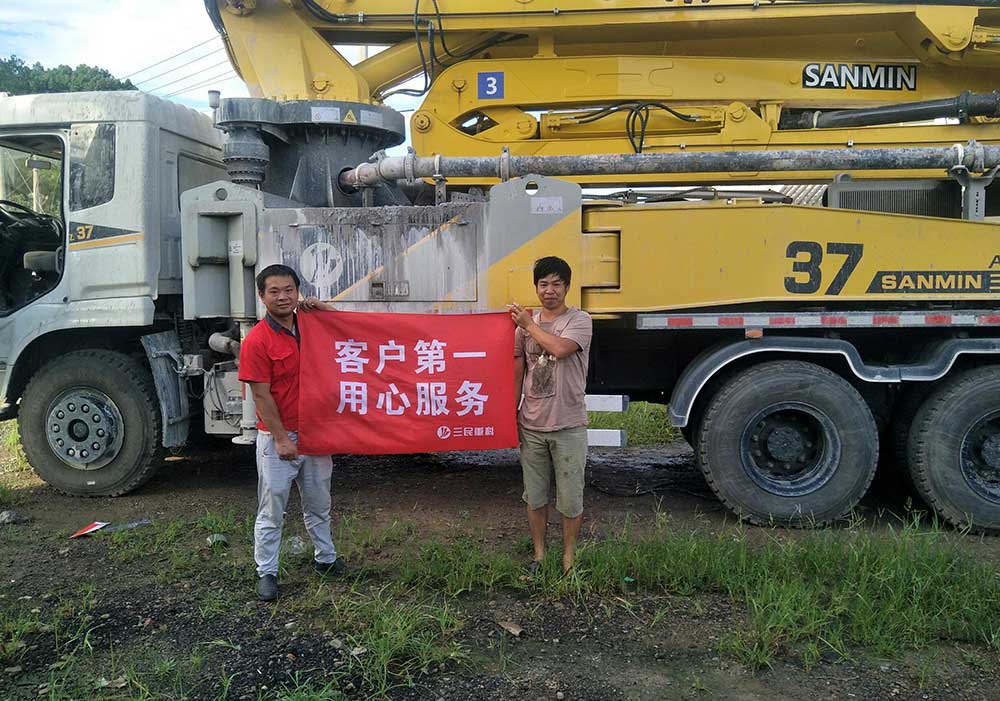 37米泵車(chē)施工 37米泵車(chē)施工